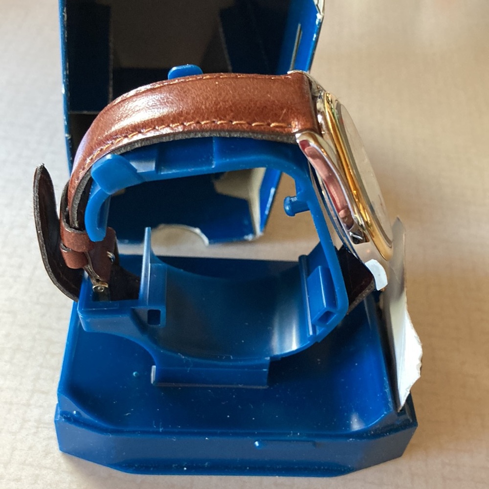 Vintage Mickey Mouse watch - Picture 3 of 5